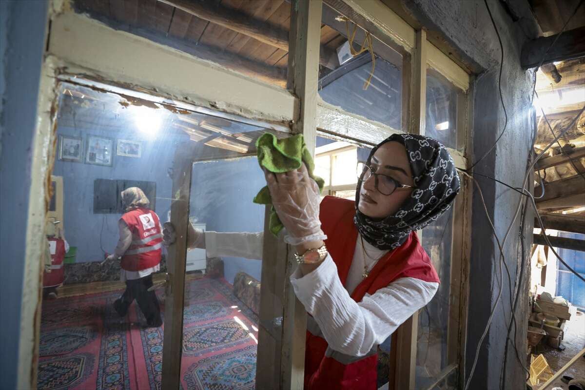Konya’da engelli kız ve babasına yürek ısıtan dokunuş 7